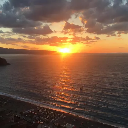 Karin Villa Scilla
